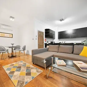apartment-3-48-bishopsgate.cambridgehotelsuk.com/